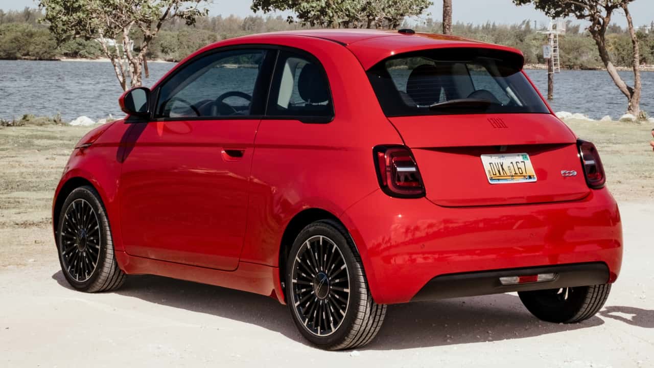2024 Fiat 500e First Drive Review