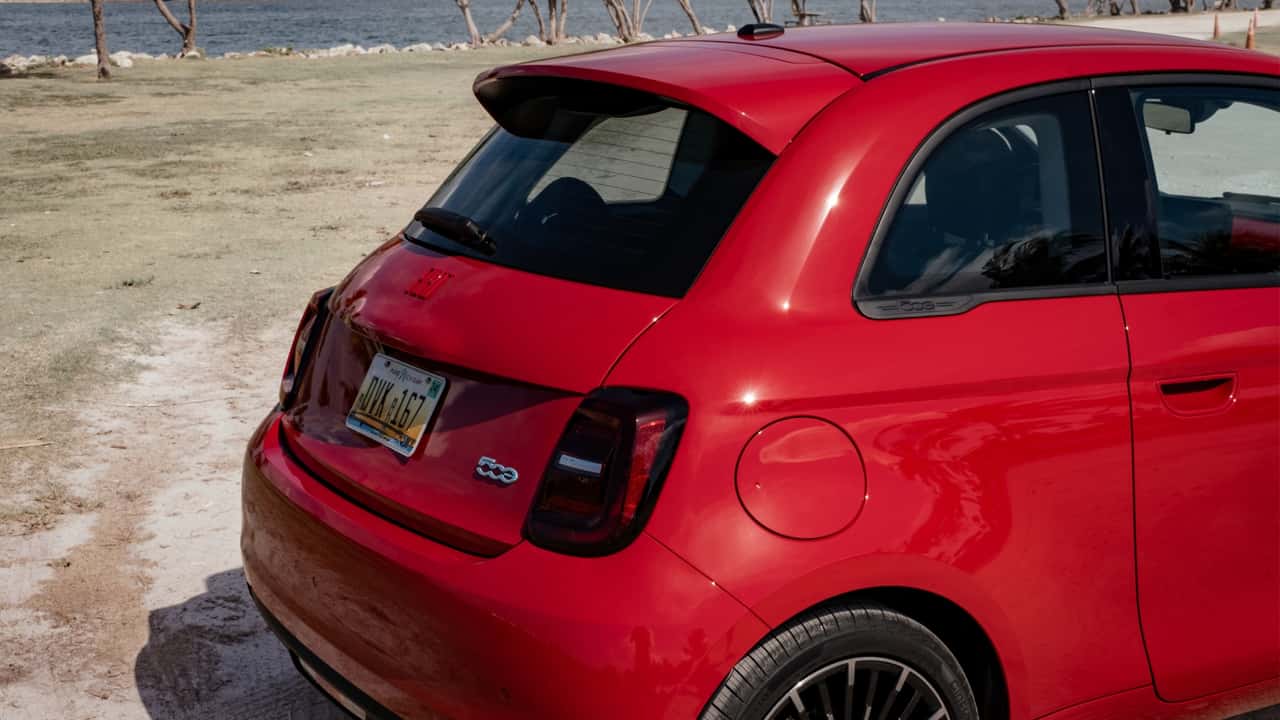 2024 Fiat 500e First Drive Review