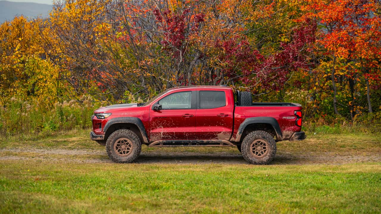 Chevrolet Colorado ZR2 Bison vs. Ford Ranger Raptor vs. Toyota Tacoma Trailhunter Comparison