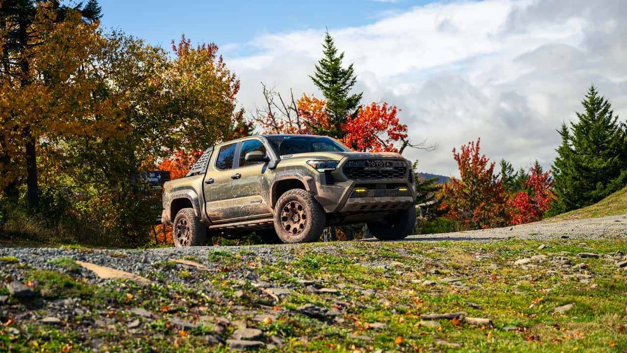 Chevrolet Colorado ZR2 Bison vs. Ford Ranger Raptor vs. Toyota Tacoma Trailhunter Comparison